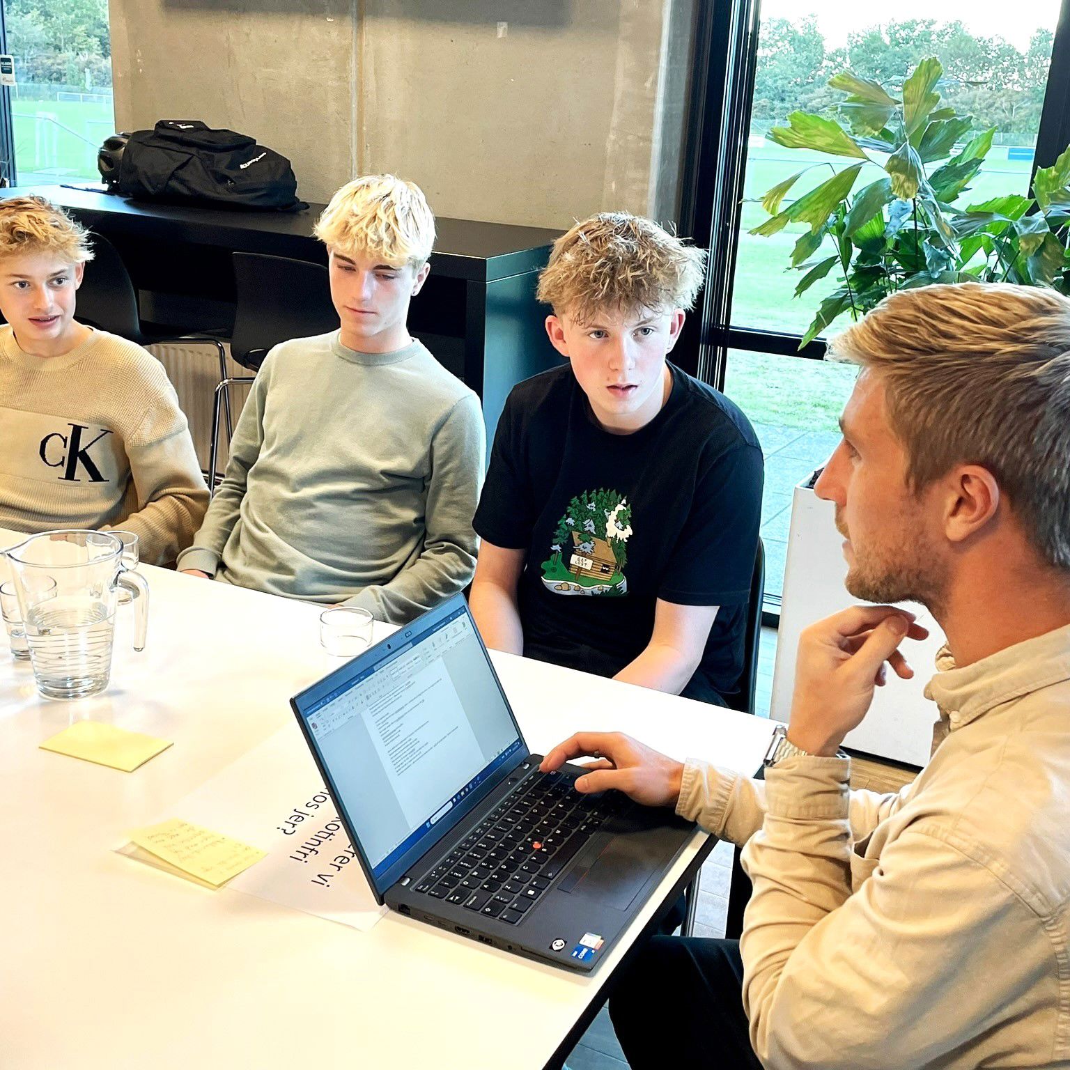 Rasmus, Elias og Sander fra 9. klasse på Tirsdalens Skole til workshop til Nikotinfri Ungdom