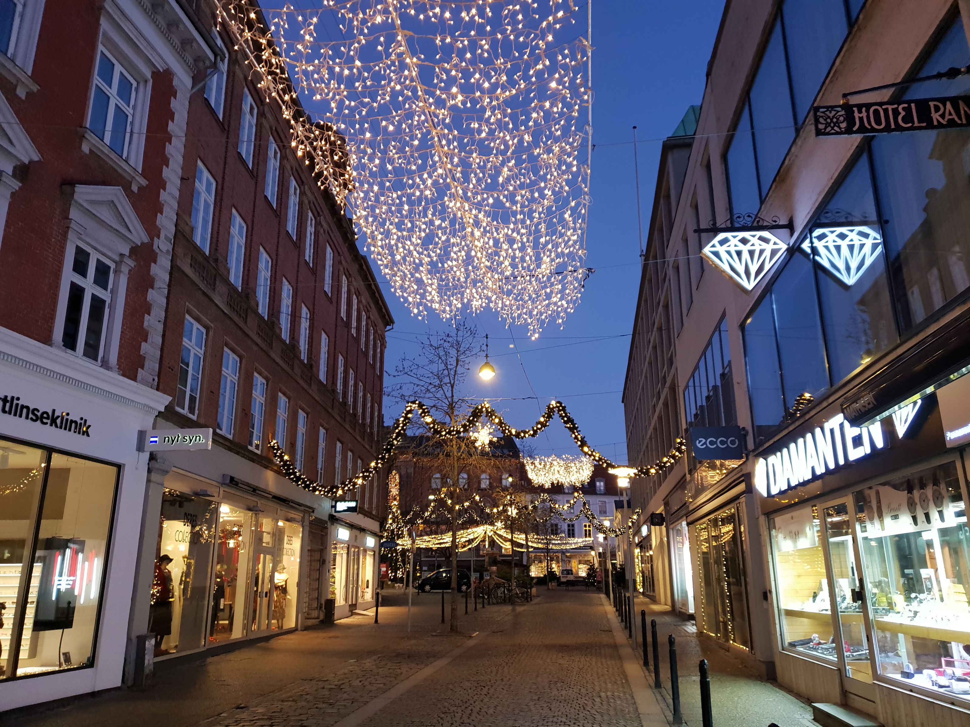 Juleudsmykning i Torvegade